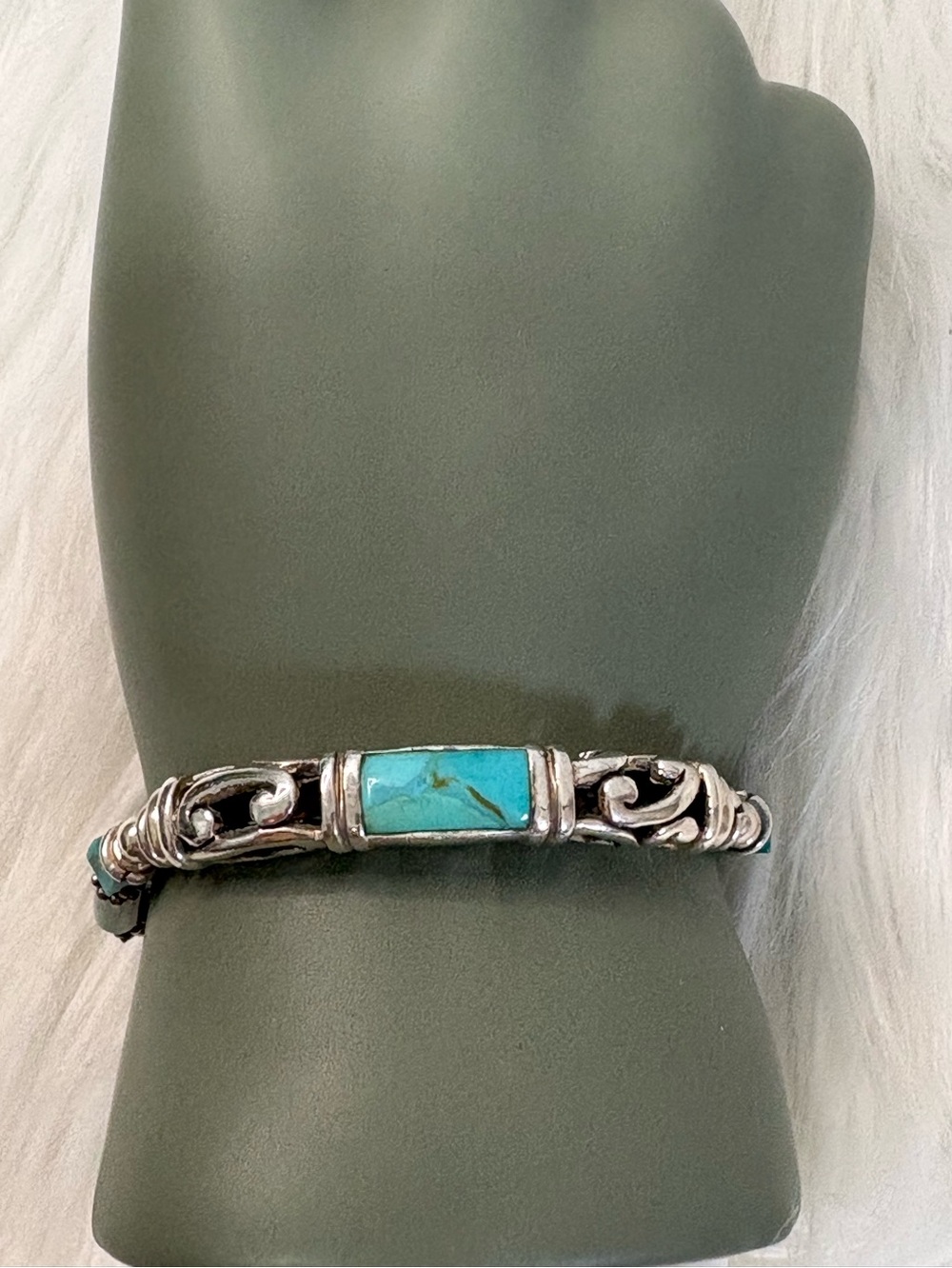 Vintage 925 Sterling Silver Turquoise InlayToggle Bracelet